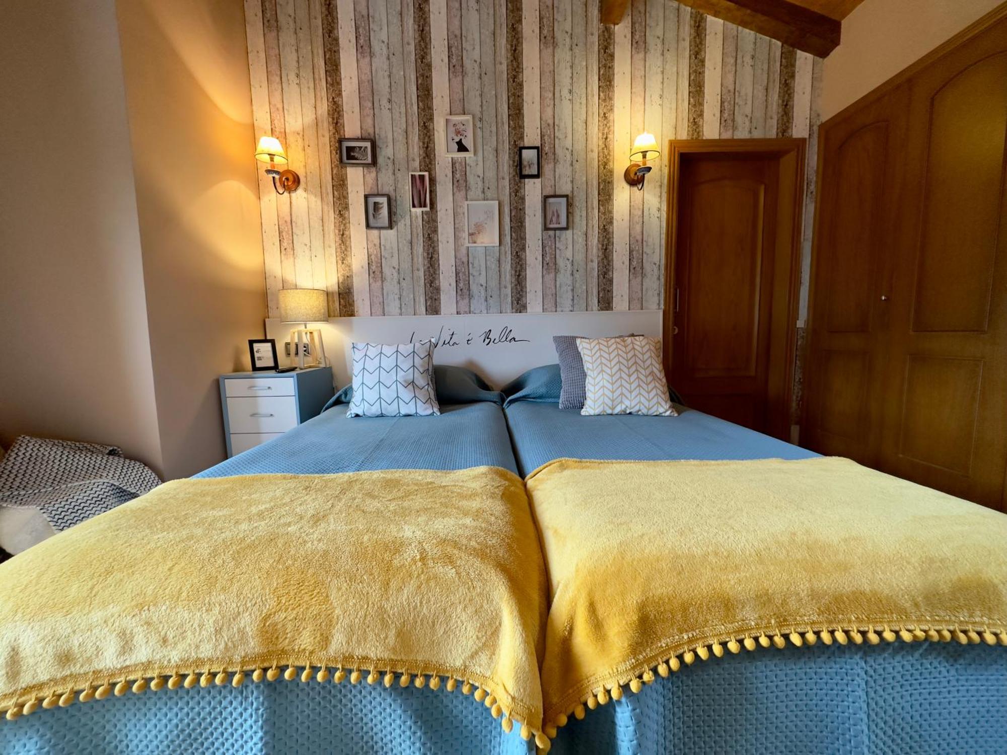 La Llardana Guest House Benasque Ngoại thất bức ảnh
